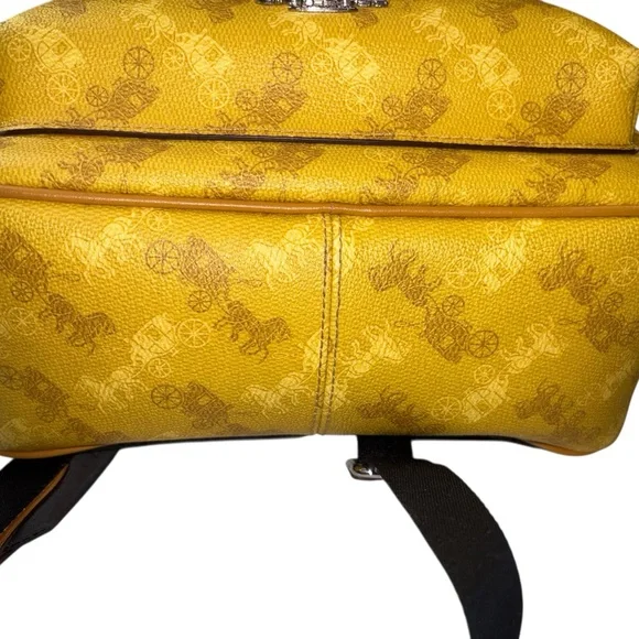 Coach vale Charlie backpack horse carriage Yellow limited edition - Picture 5 of 5